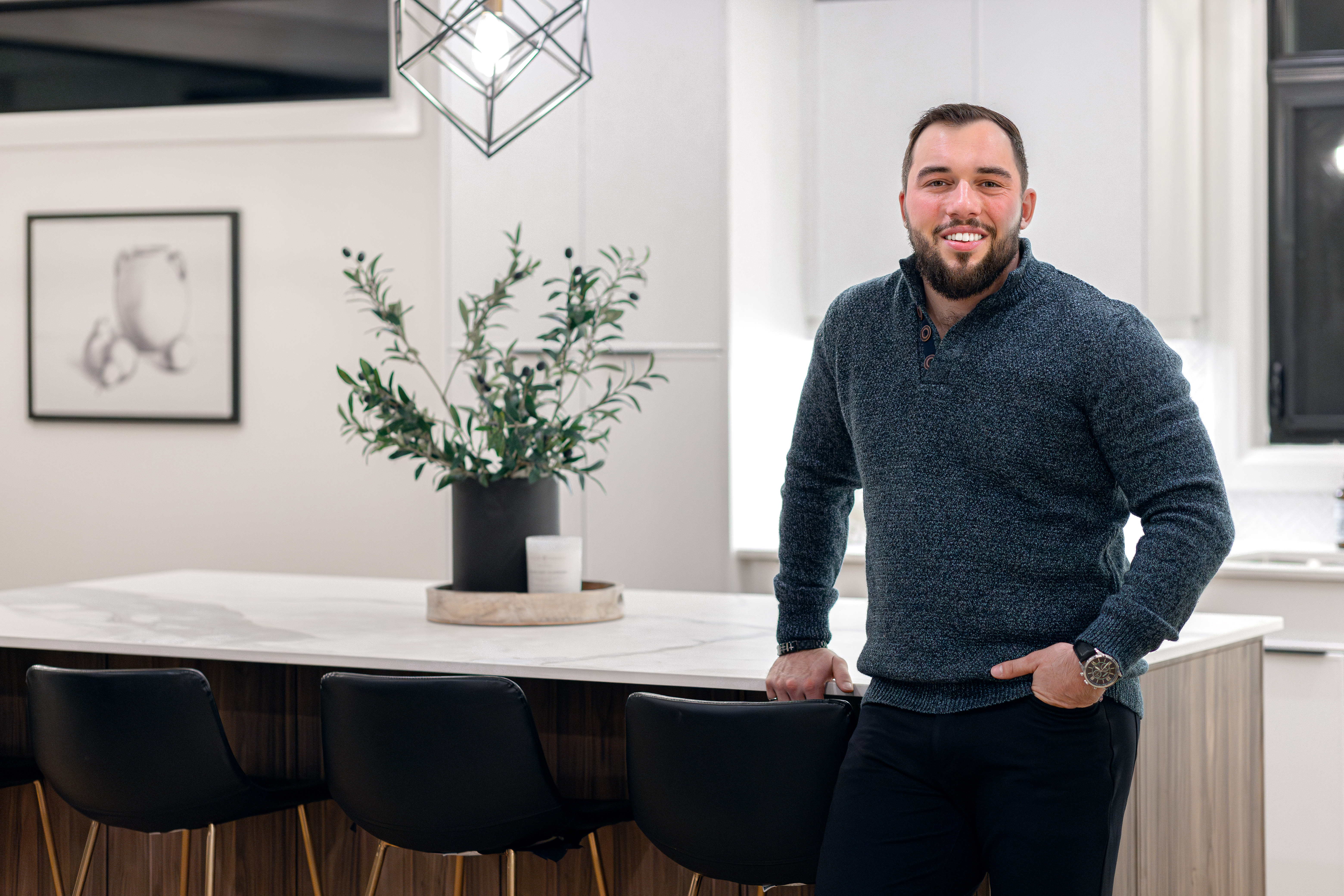 Liam Cope, Broker